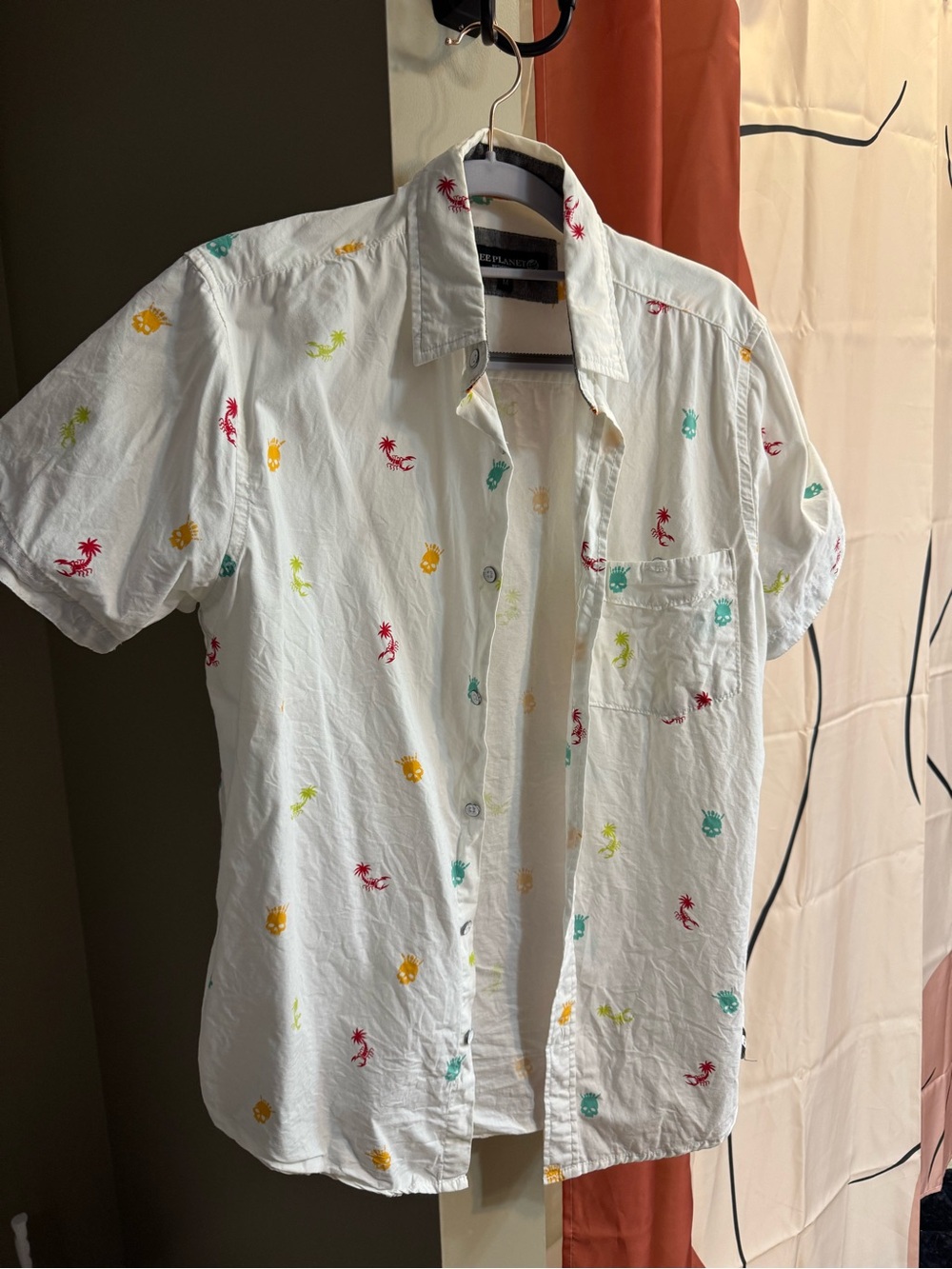 Free Planet White Short-Sleeve Button-Down Shirt with Multicolor Embroidery